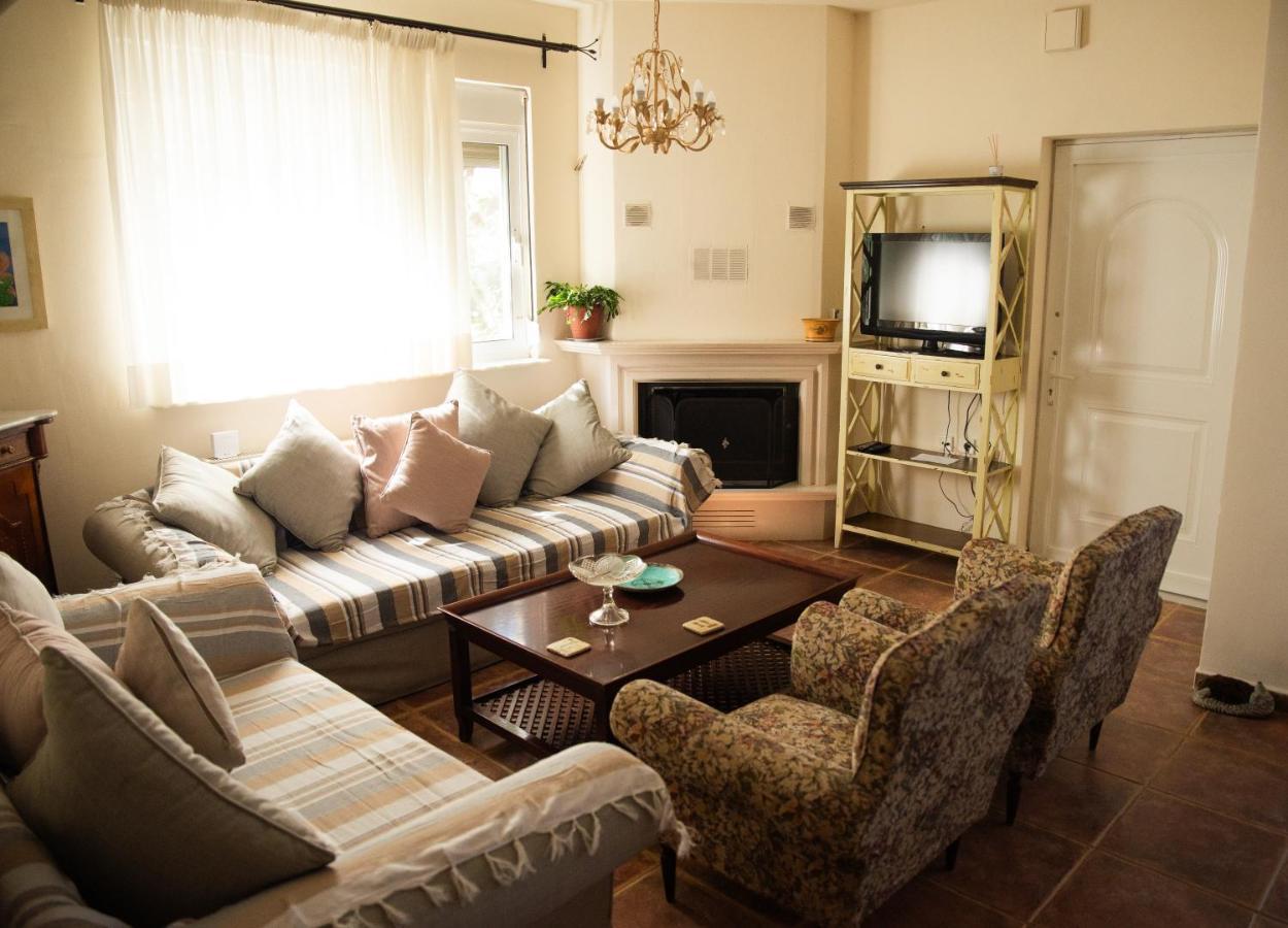 The Early Bird - Cosy 2-Floor House With Garden Villa อเล็กซานโดรโพลิส ภายนอก รูปภาพ