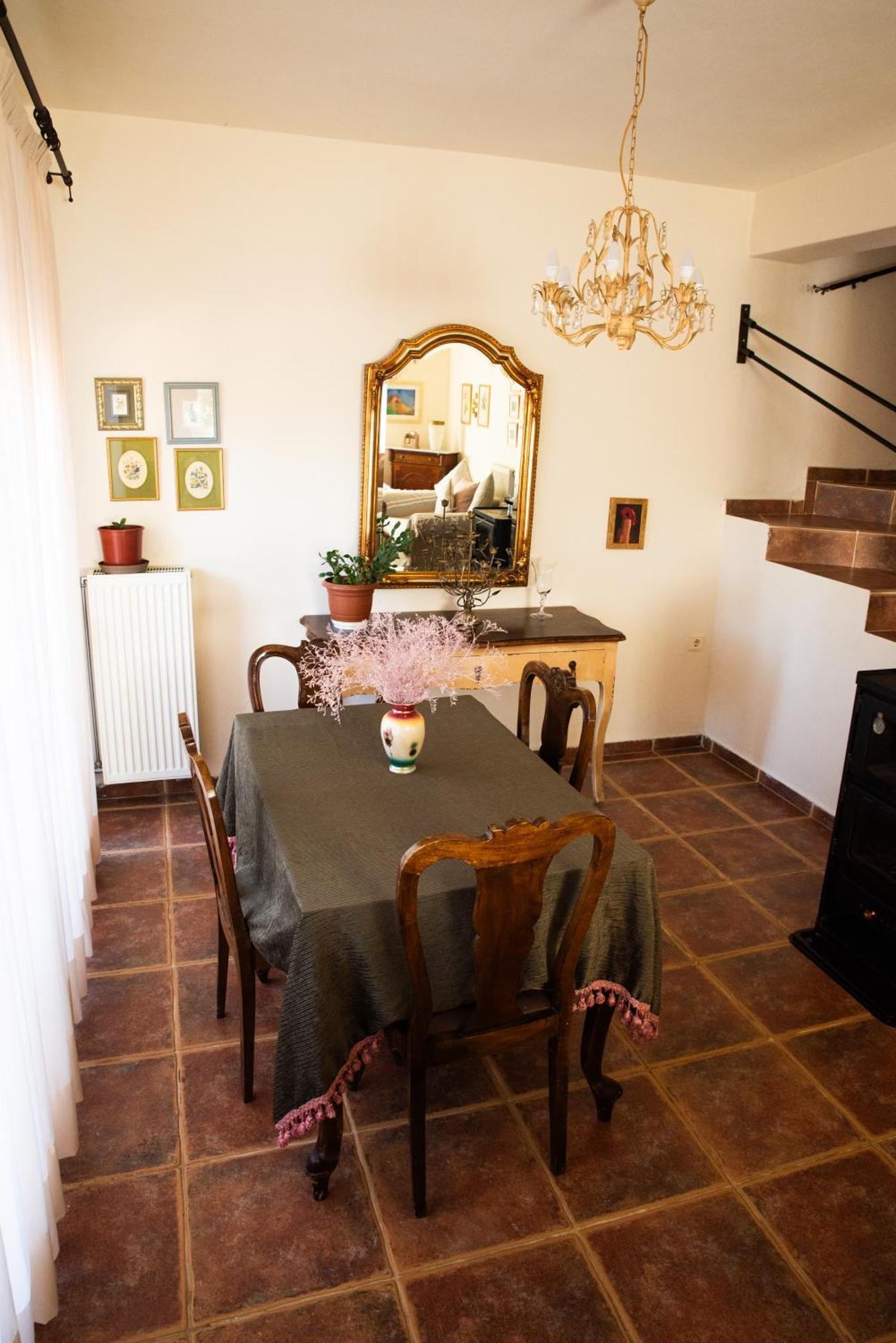 The Early Bird - Cosy 2-Floor House With Garden Villa อเล็กซานโดรโพลิส ภายนอก รูปภาพ
